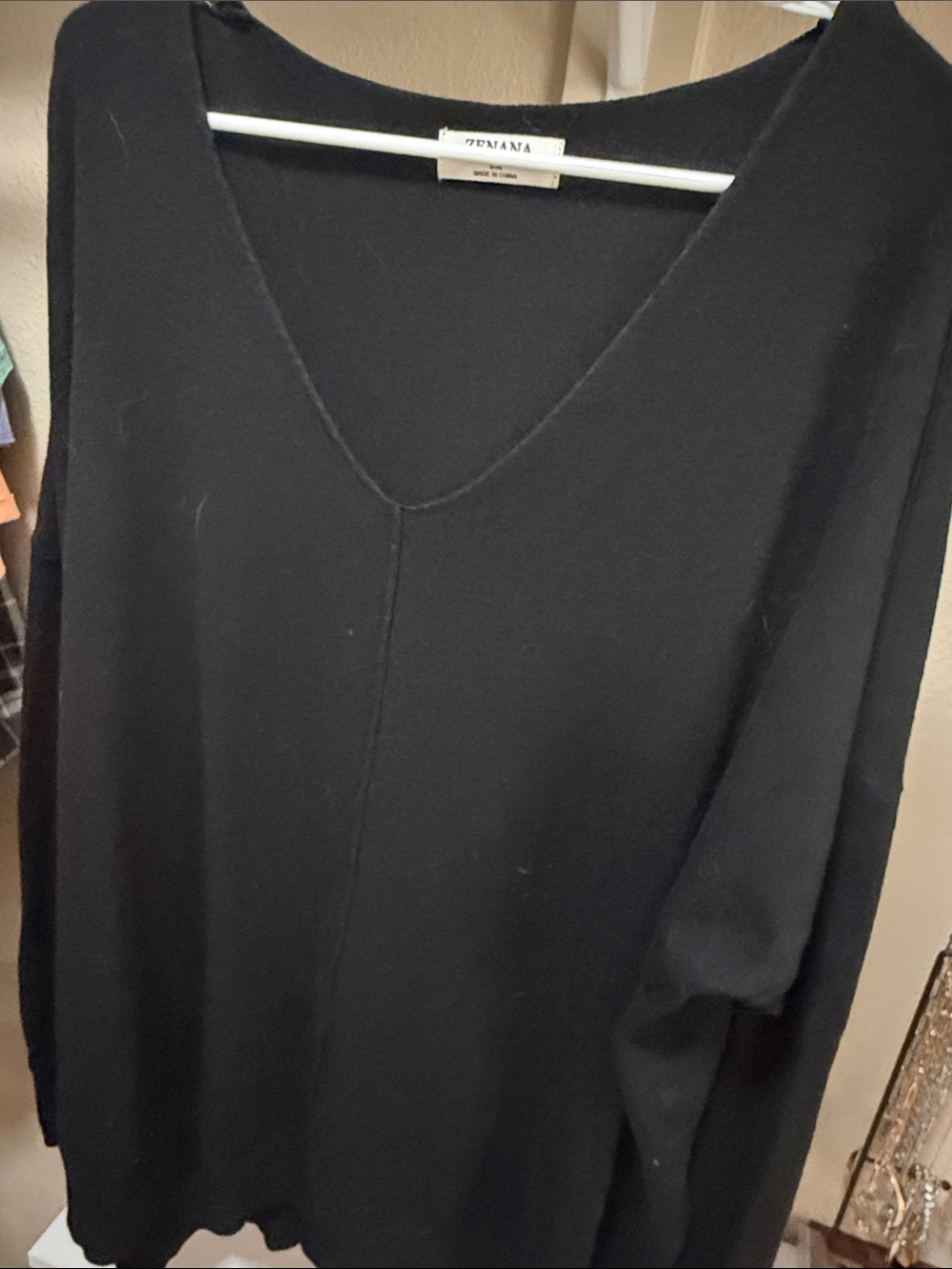 Zenana Black V-Neck Oversized Sweater - Picture 3 of 7